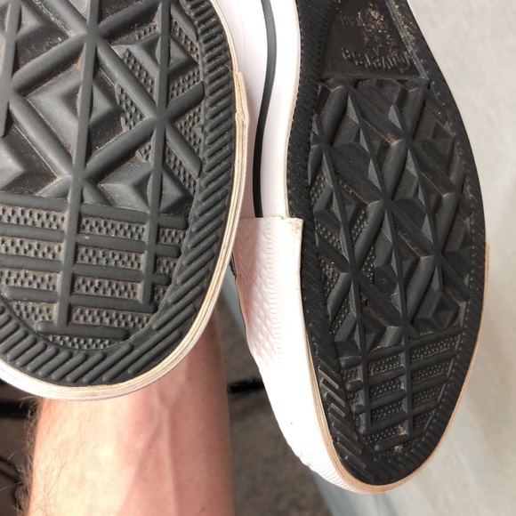 Harley Quinn DC x Converse Chuck Taylor size 7 Women’s - Picture 16 of 17